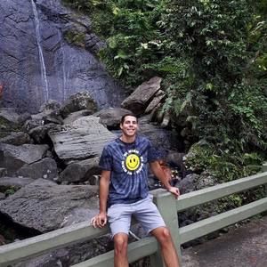 Meet your Posher, Jorge luis